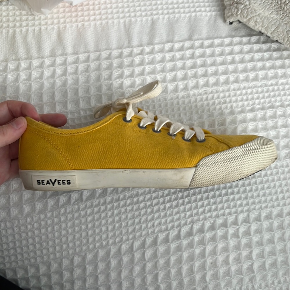Seavees Womens Monterey Standard Sneakers